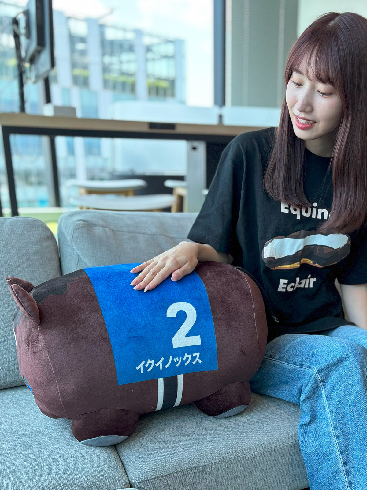 イクイノックス・もちもちぬいぐるみクッション