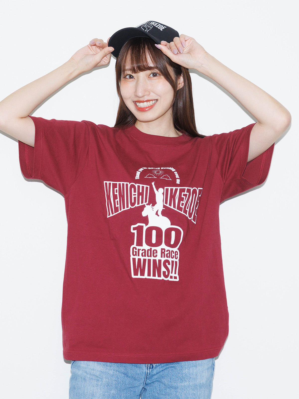 池添謙一騎手重賞100勝メモリアル・Tシャツ(バーガンディ)