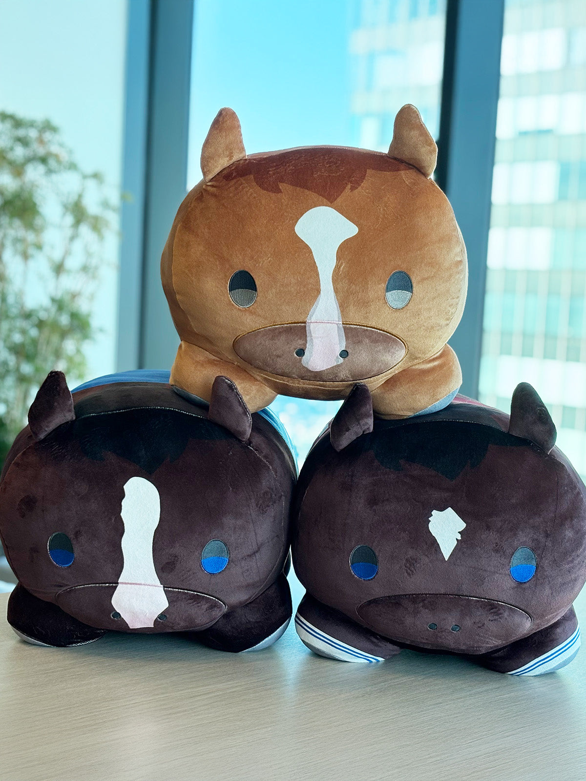 イクイノックス･もちもちぬいぐるみクッション